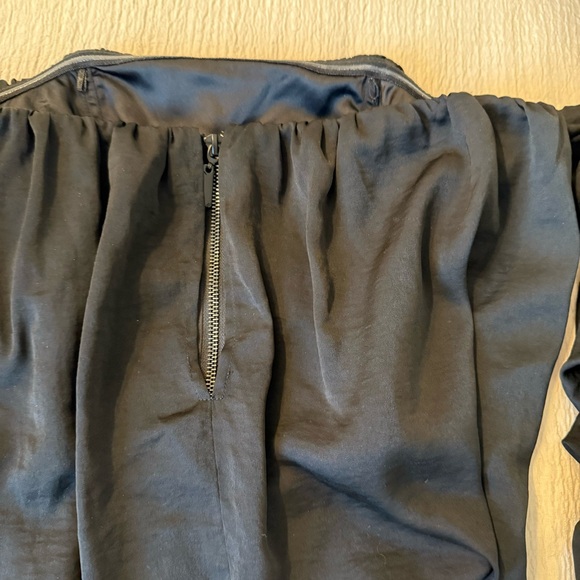 Black Marciano Off The Shoulder Top - Picture 5 of 7